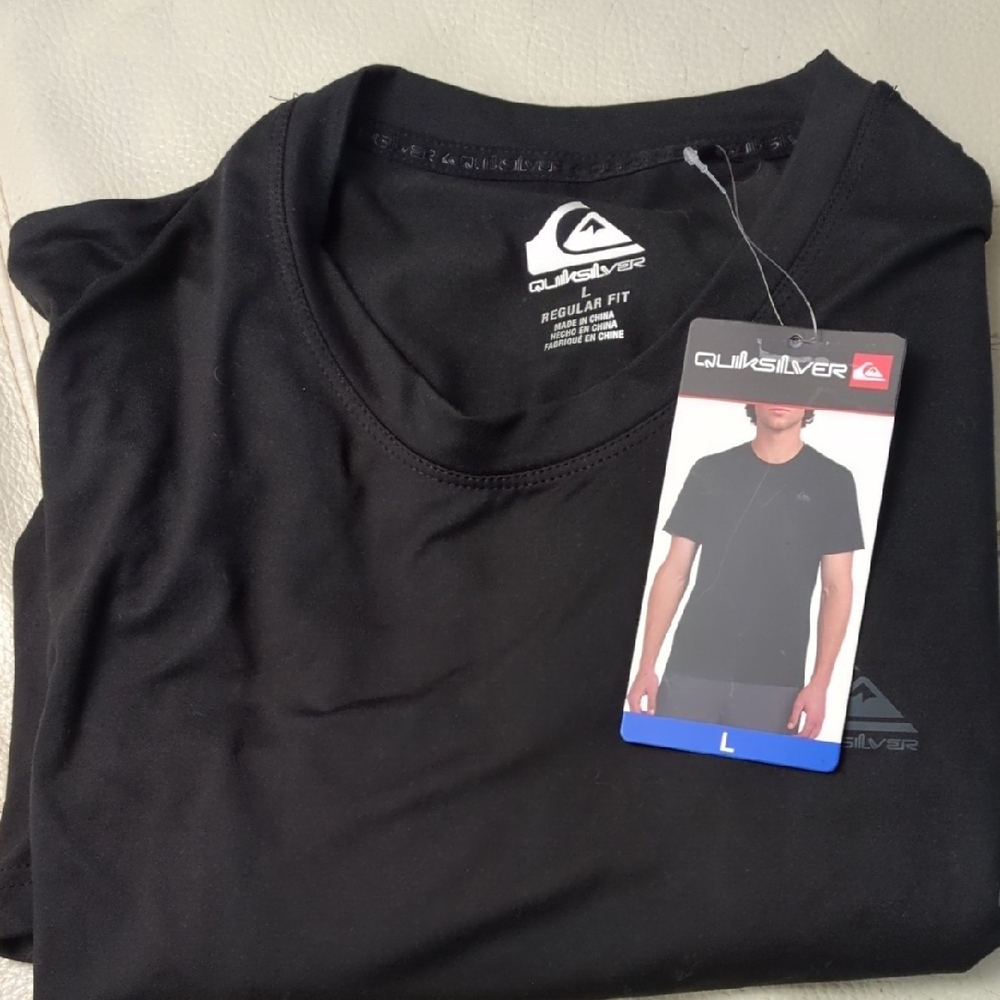 Quiksilver Men's Classic Black Tee